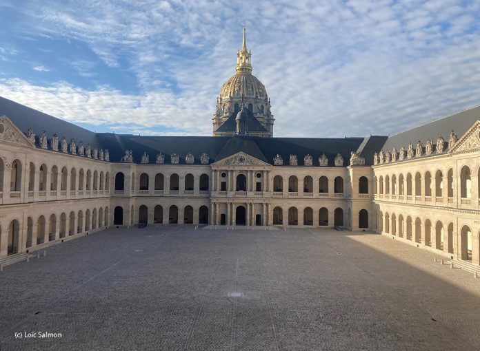 web-Invalides la cour d'honneur rénovée après un an de travaux