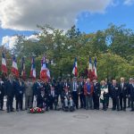 11 Tous les participants à la cérémonie